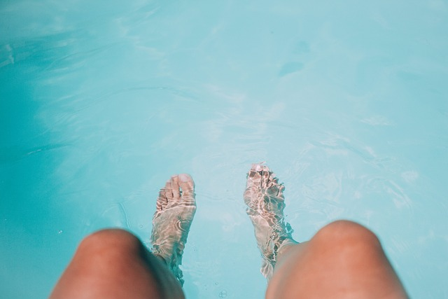 feet, legs, swimming pool